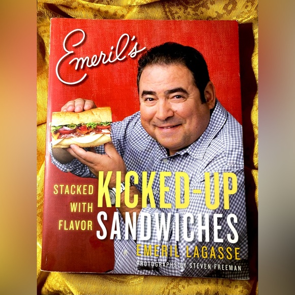 Emeril's Kicked-Up Sandwiches: Stacked with Flavor
Book by Emeril Lagasse - Picture 7 of 8
